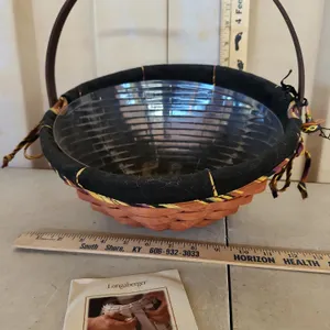 2007 Longaberger Large Treats Basket W/Liner, Protector, & Tie On 12.5"X11"X7.75"