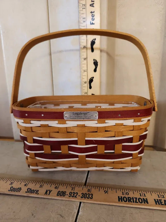 2015 Longaberger Christmas Collection Yuletide Greetings Basket W/Protector 10"X4.75"X5"