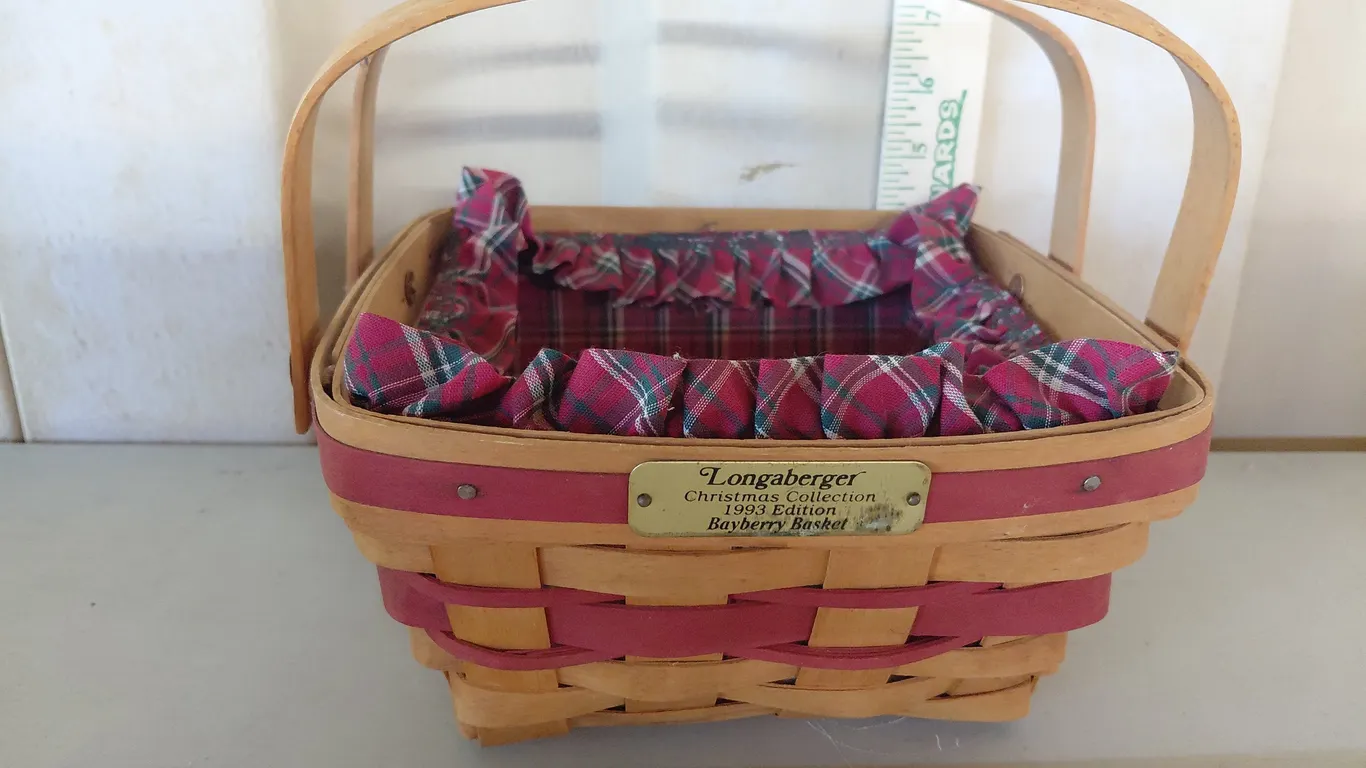 1993 Longaberger Christmas Collection Bayberry Basket W/Liner 9.5"X9"X4"