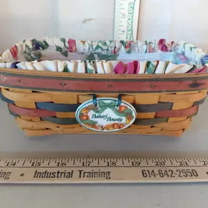 1998 Longaberger Bakers Bounty Basket W/Liner, Protector, & Tie On 10"X6.5"X3.75"