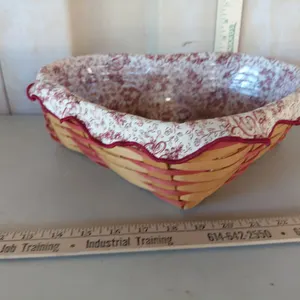 1999 Longaberger Large Sweetheart Hostess Basket W/Liner & Protector 13"X12"X4"