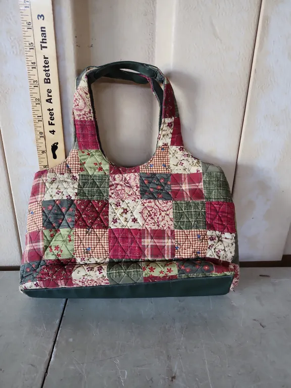 Donna Sharp Quilted Purse