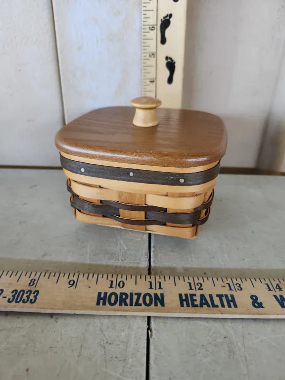 1995 Bradford Baskets W/Lid 5"X5"X3.75"