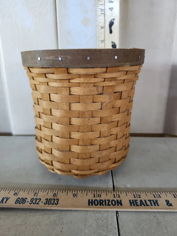 Signed! 2007 Longaberger Crock Basket 2 Signatures 7"X7"X7"