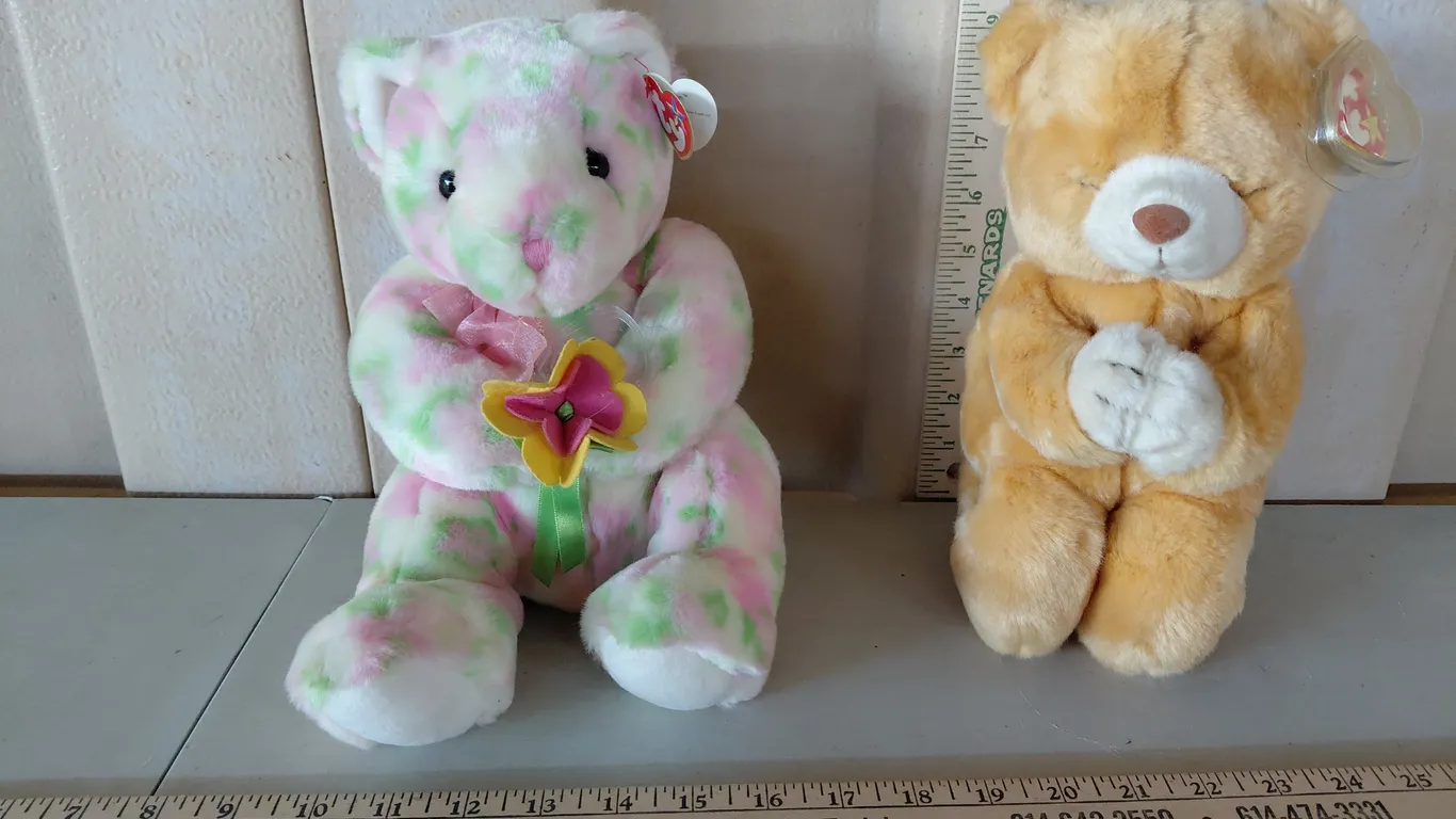 2 TY Beanie Buddies Bloom & Hope