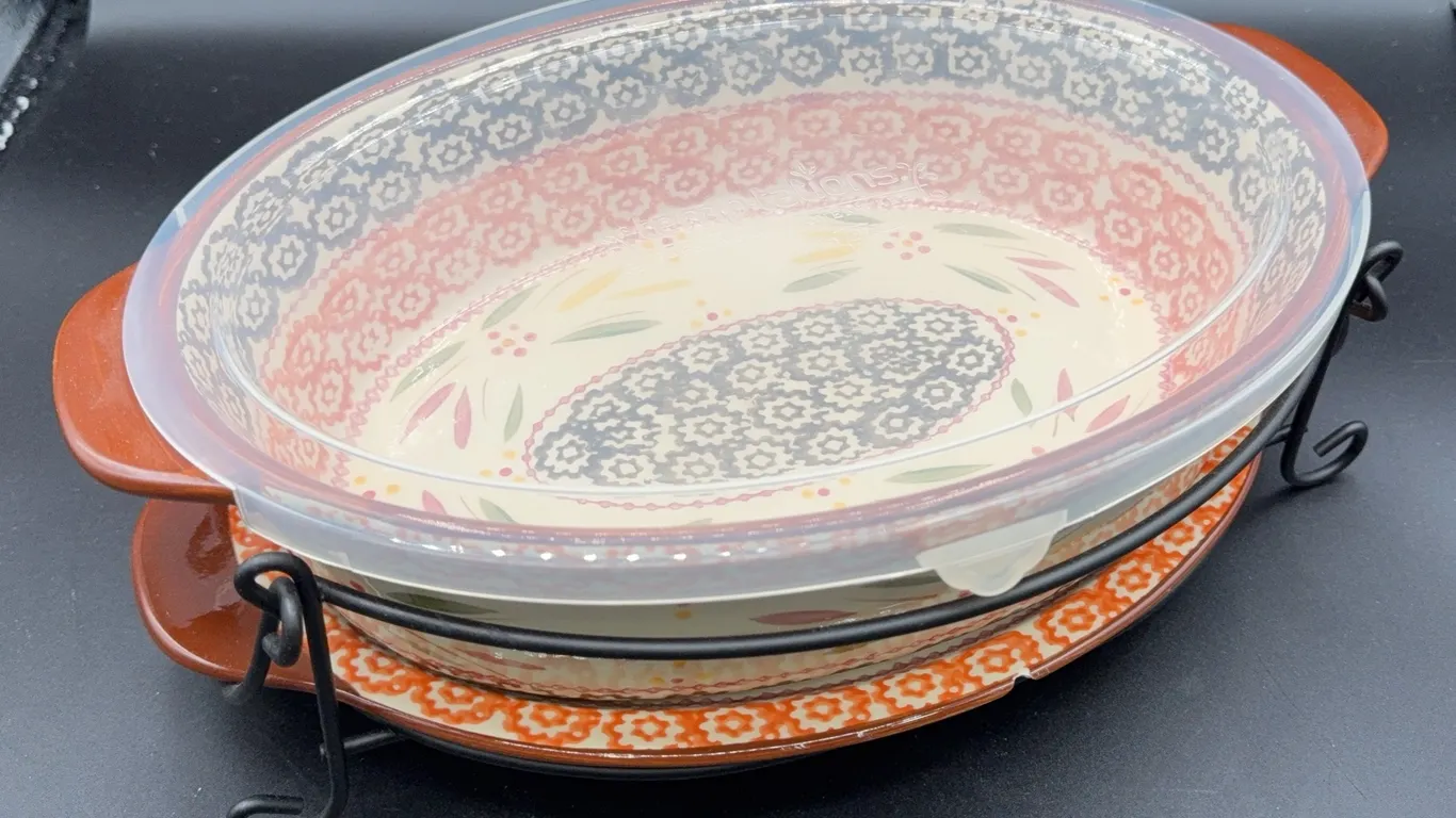 Temptations Old World 2.5 Quart Casserole Dish & Accessories