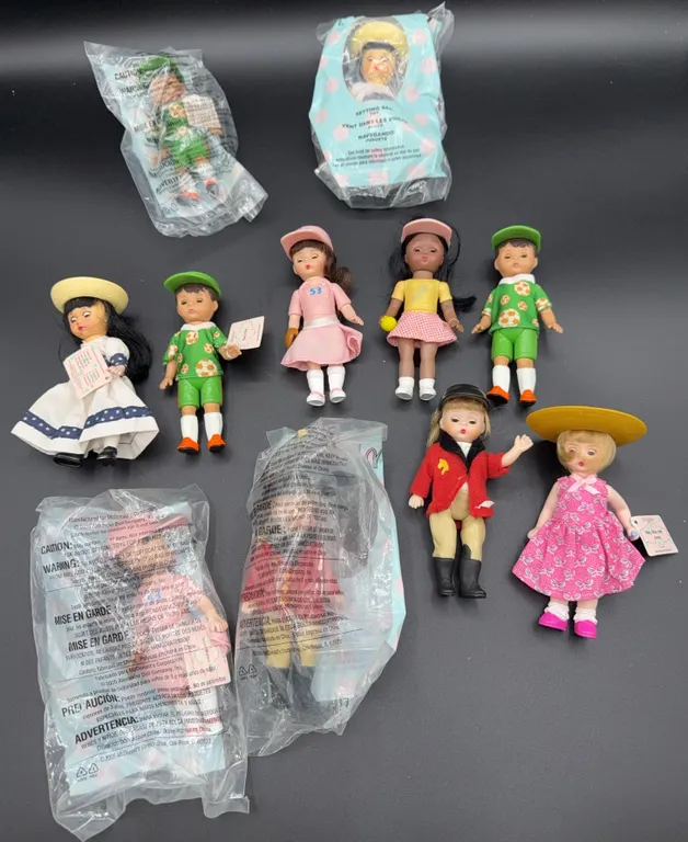 11 McDonald’s Mini Madame Alexander Dolls