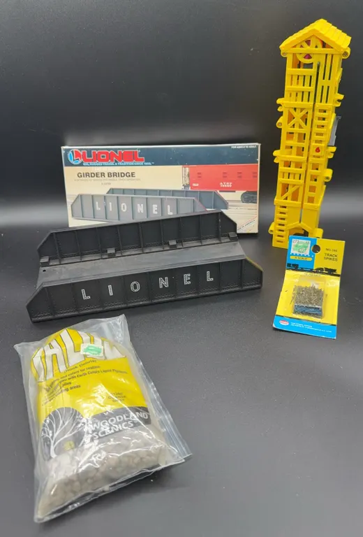 Misc Train Accessories & Lionel Girder Bridge