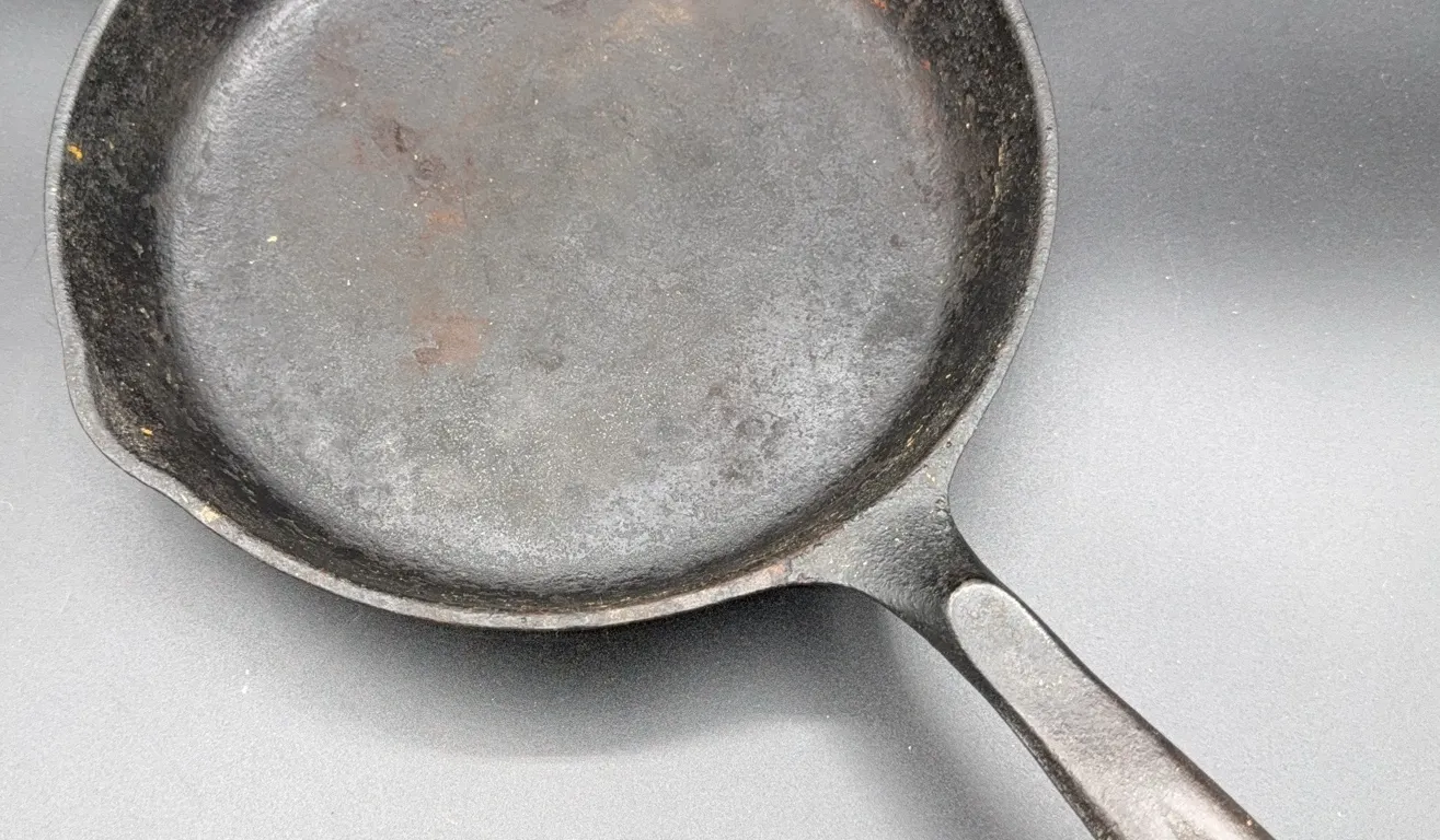Wagner's Cast Iron Skillet