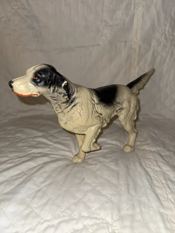Cast iron pointer dog statue
