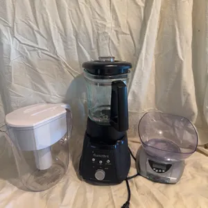 Blender, scale, and picture ￼