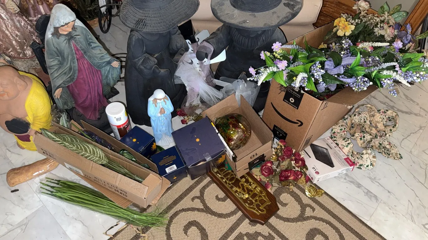 Lot of hand-painted, ceramic decorations, and floral decorations