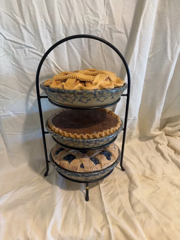Robinson Ransbottom  Roseville pottery
