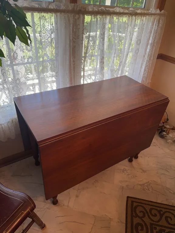 Drop Leaf Table
