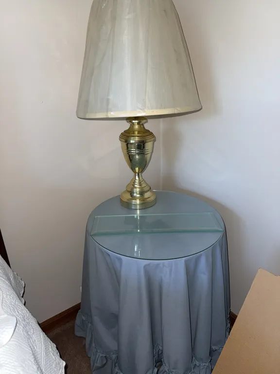 Bedroom nightstands with lamp and flowers set