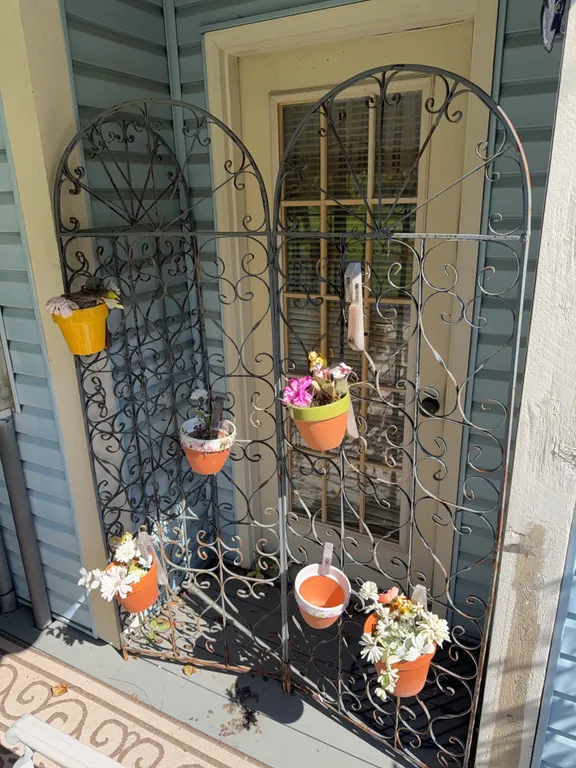 Decorative fence 