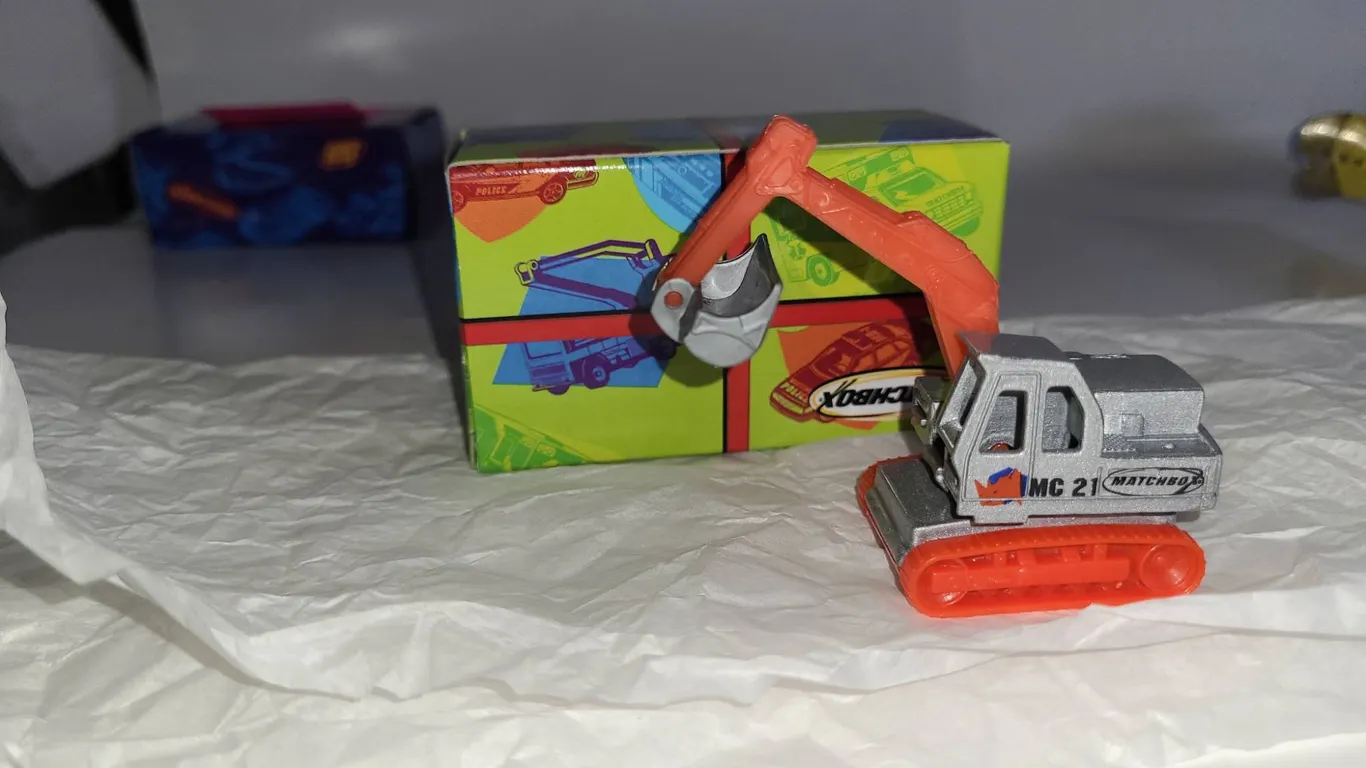 Matchbox MC-21 Excavator Die-Cast Toy with Box 1980s