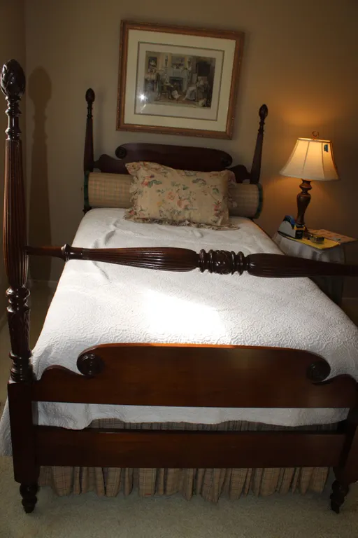 Four Poster Bed