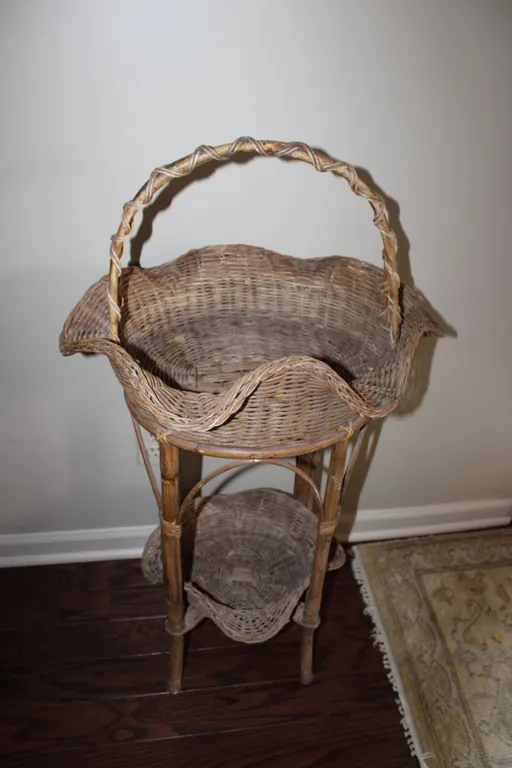 Wicker Plant Stand