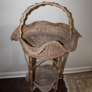 Wicker Plant Stand