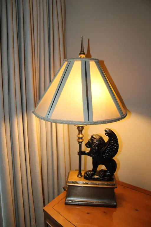 Winged Lion Lamp