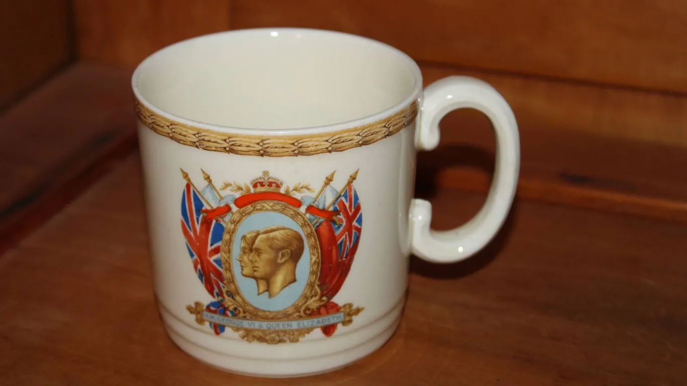 Crown Ducal King Edward VIII Coronation Mug Union Flags