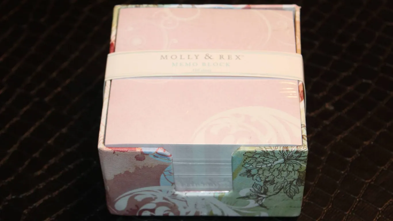 Molly & Rex Memo Block 350 Sheets Decorative Box