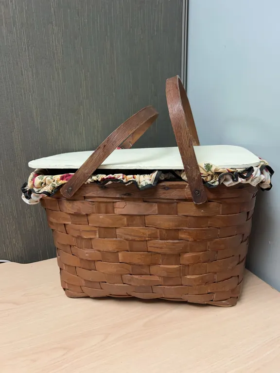Woven Wood Basket with Hinged Lid and Fabric Liner