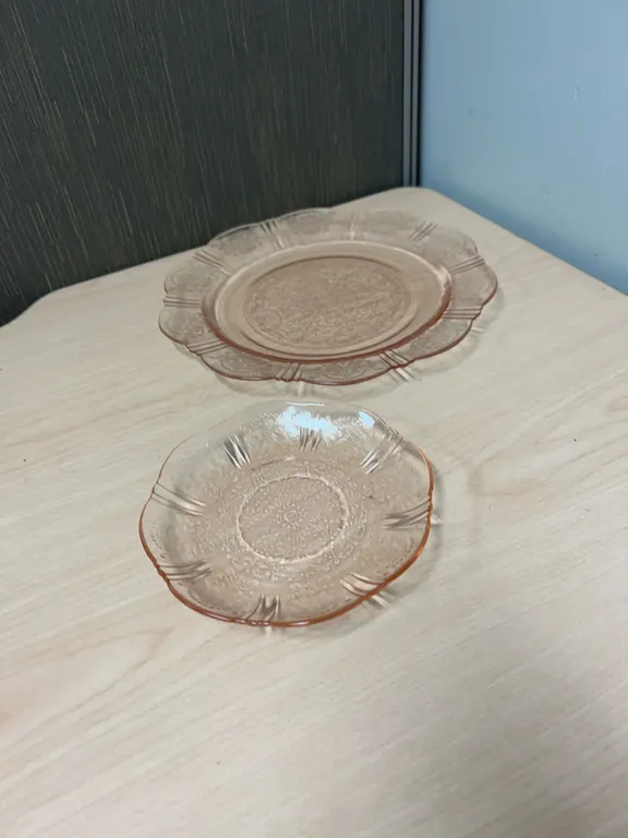 Pink Pressed Glass Plates with Floral Pattern, Set of 2