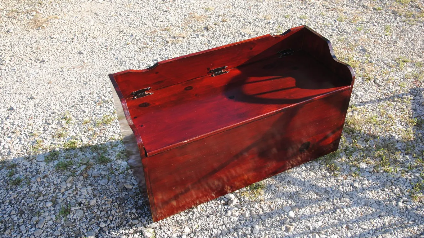 Lift Top Storage Box