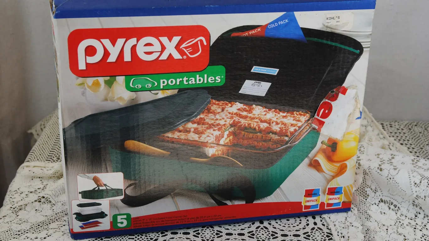 Pyrex Baking Dish