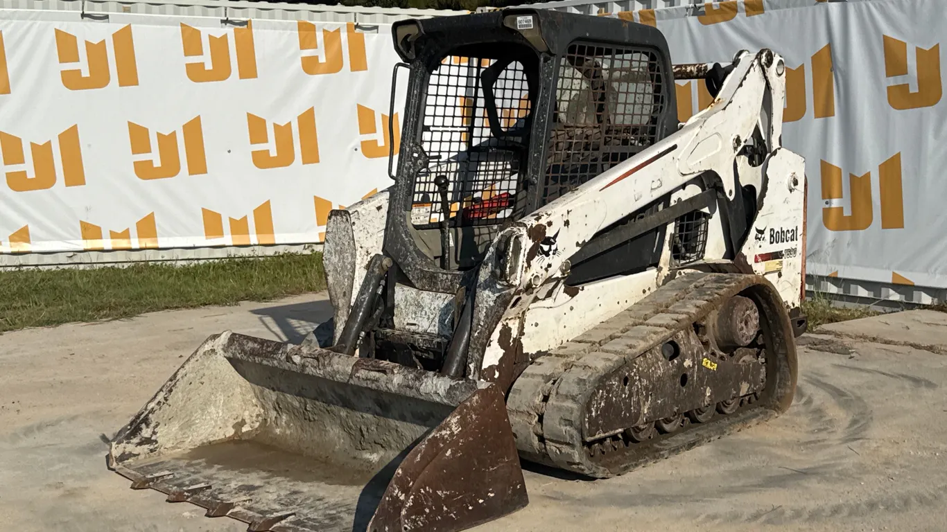 2013 BOBCAT T590 MULTI TERRAIN LOADER SN: A3NR13053