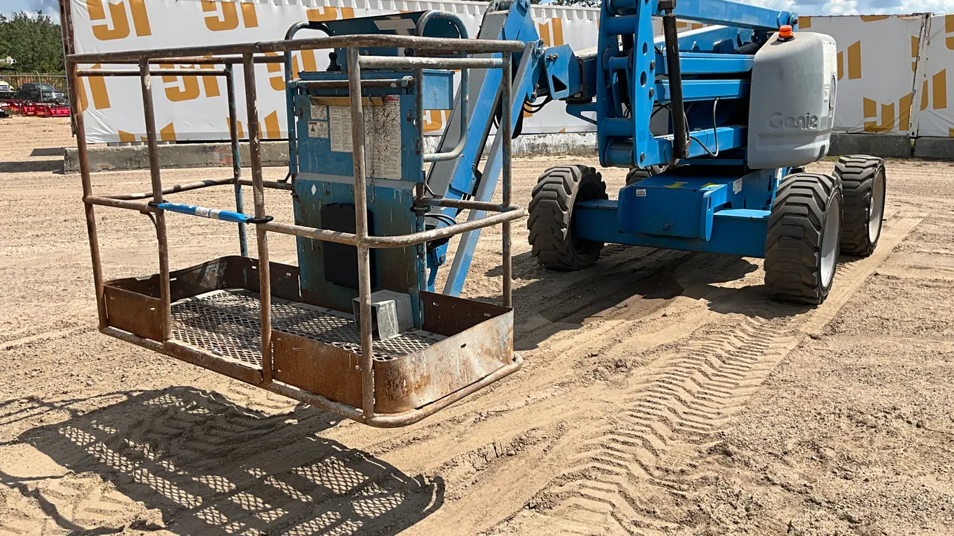 2006 GENIE Z-45/25 4X4 ARTICULATED BOOM LIFT SN: Z452506-29602