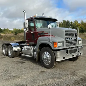2007 MACK CHN613 TANDEM AXLE DAY CAB TRUCK TRACTOR VIN: 1M1AJ07Y87N009944