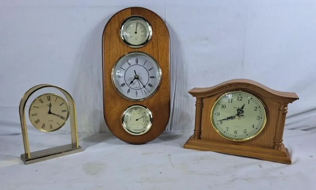 Assortment of Quartz Clocks