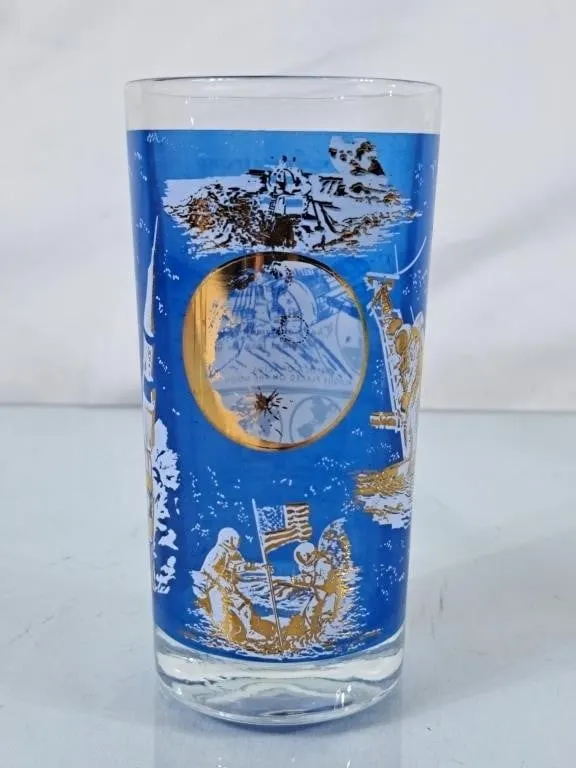 Vintage Neil Armstrong Air & Space Museum Glass