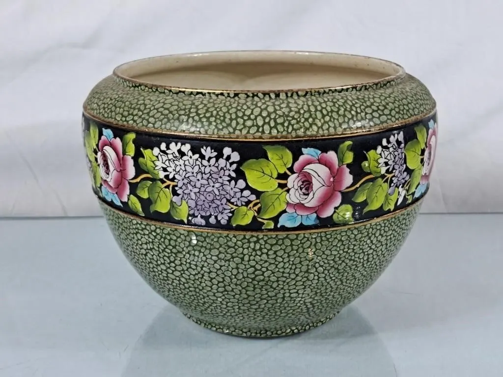 Beautiful Vintage Grimwades Winton Planter - 8"H