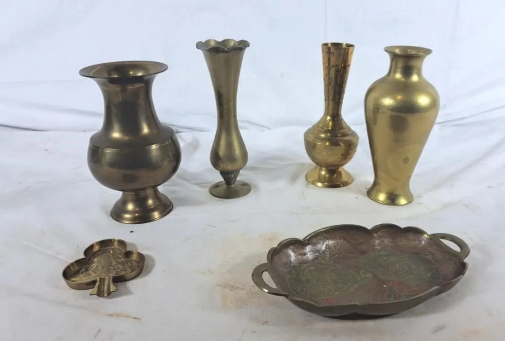 Assortment of Vintage Brass Vase & Brass Trays