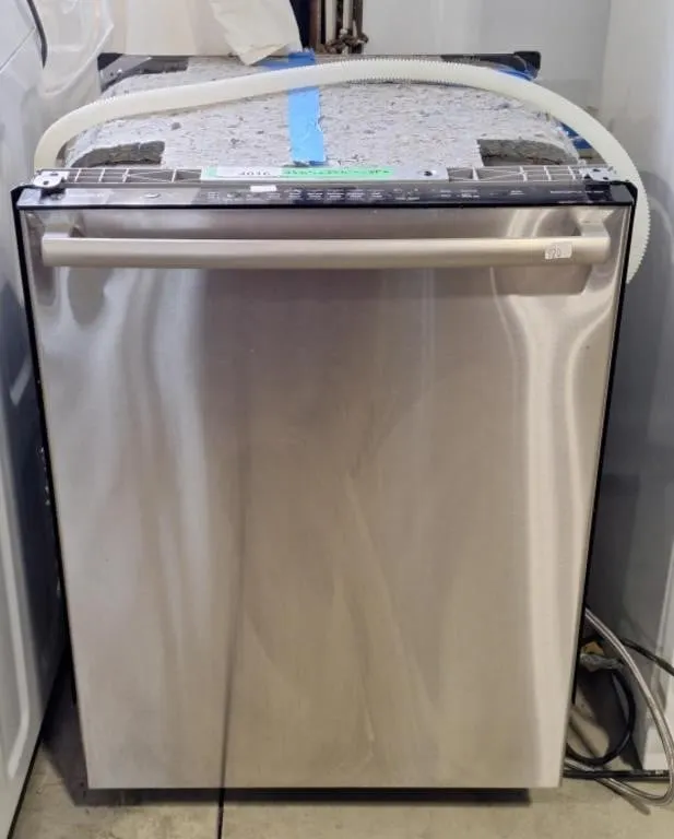 Bosch dishwasher. Needs cleaning