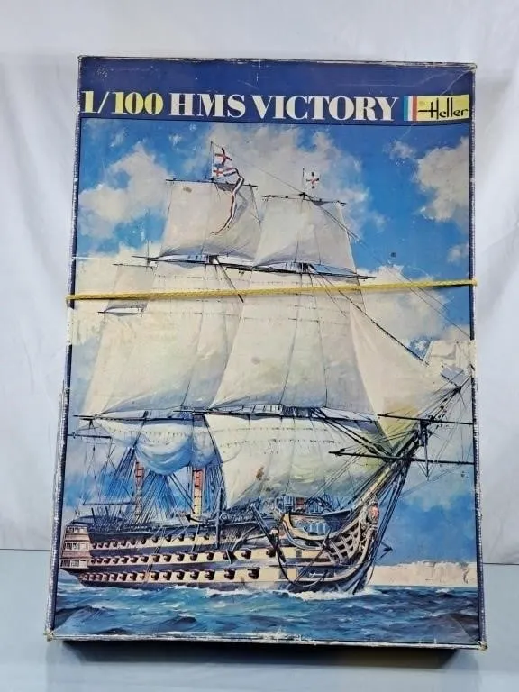 Vintage Heller HMS Victory Model Ship