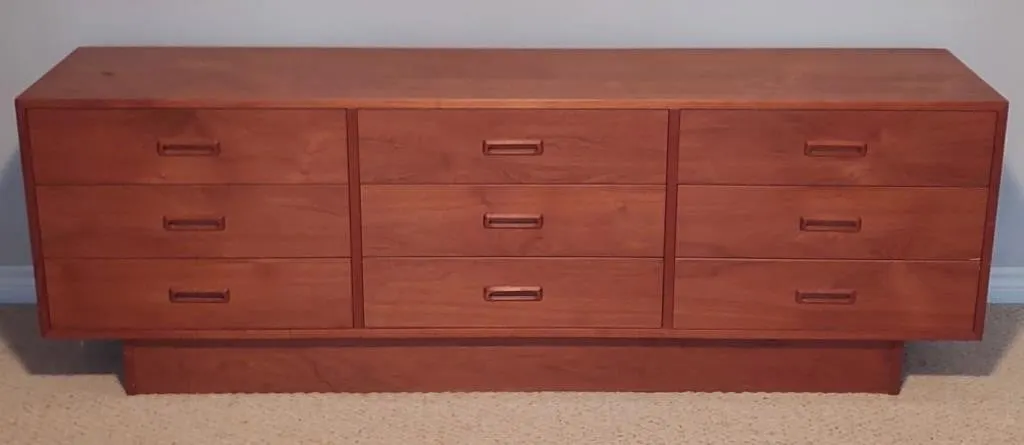 MCM teak veneer long 8 drawer dresser