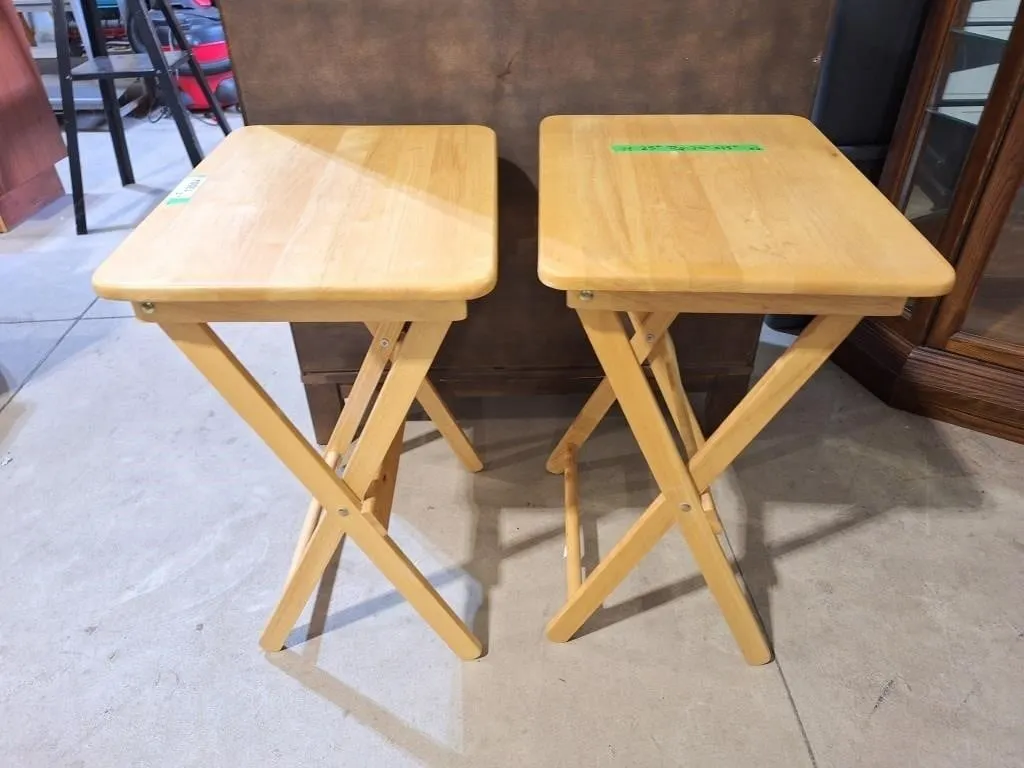 Pair of TV trays