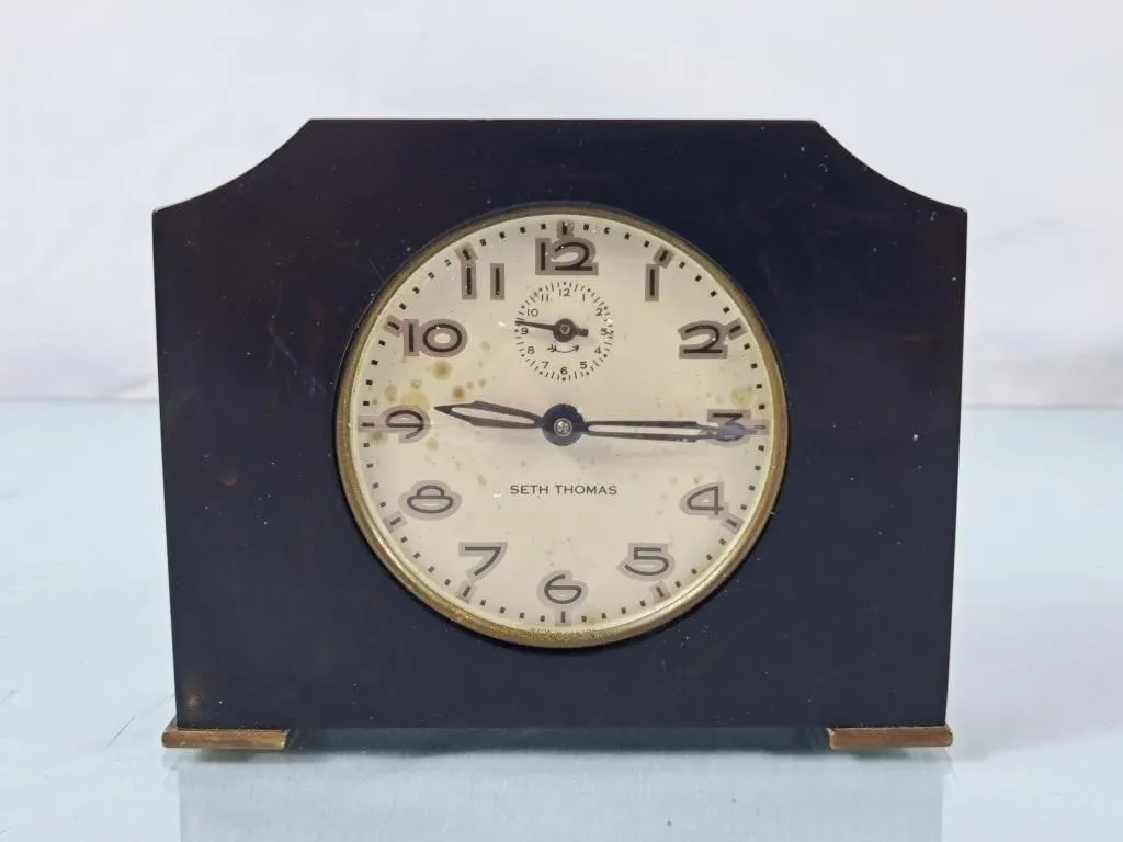 Beautiful Vintage Seth Thomas Bakelite Clock -
