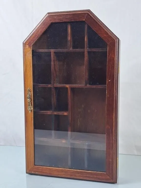Vintage Wall Mounted Knick Knack Cabinet w/Glass