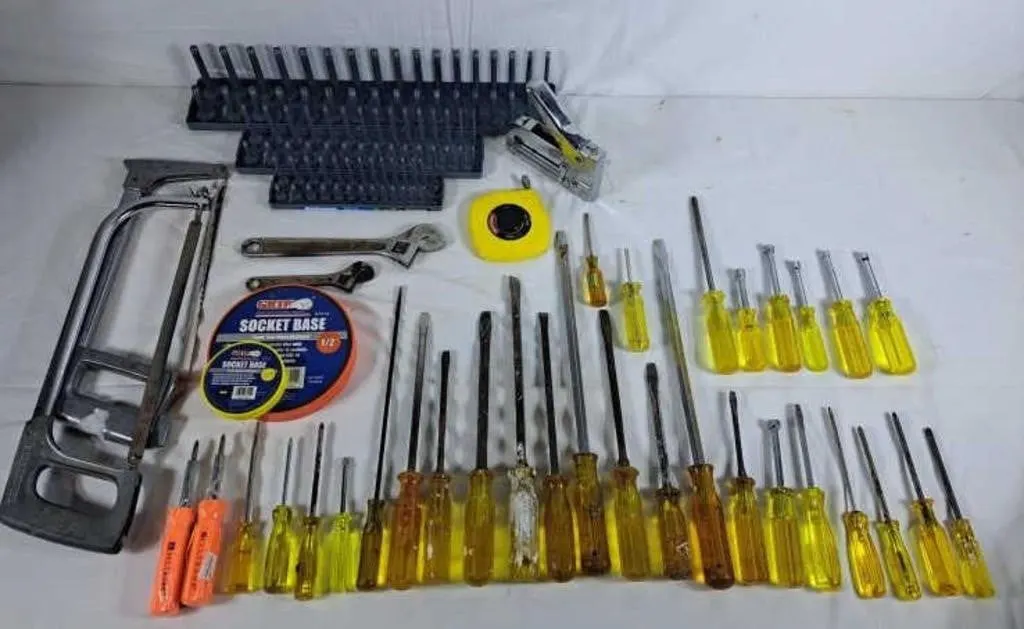 Socket Trays, Assortment of Screwdrivers,