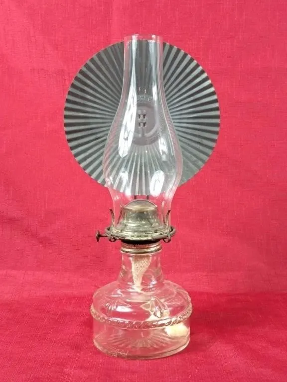 Vintage Eagle Glass Oil Lamp w/Crimped Metal