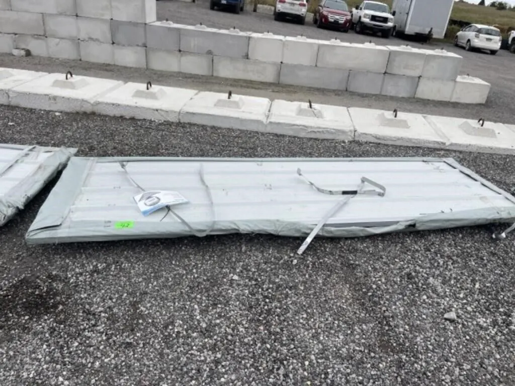 2026 Unused 50pc Galvalume Steel Siding Roofing