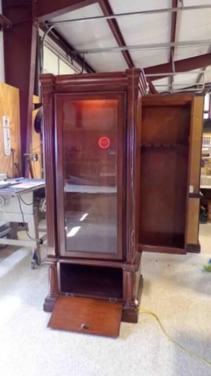 Vintage Custom 3-Way Touch Lighting Curio Cabinet