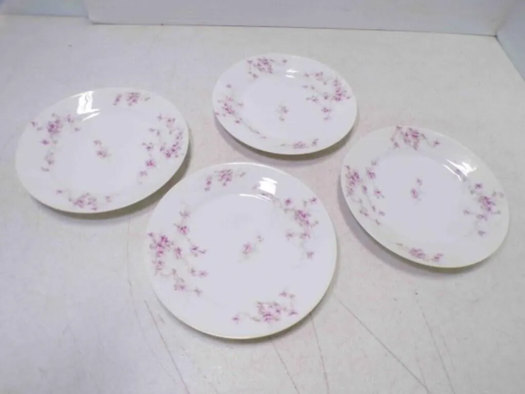 4 French Theodore Haviland Limoges 7�" Plates
