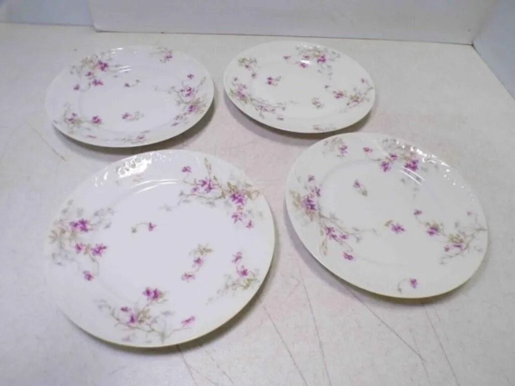 4 French Theodore Haviland Limoges 8�" Plates
